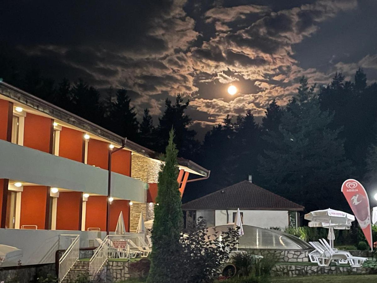 Paradise Spa Hotel Tsigov Chark Exterior photo
