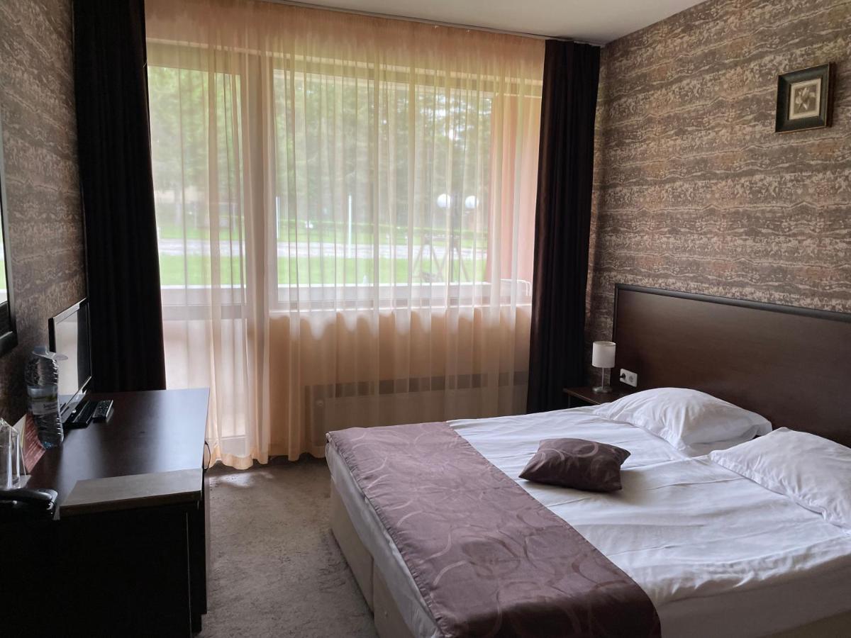 Paradise Spa Hotel Tsigov Chark Exterior photo