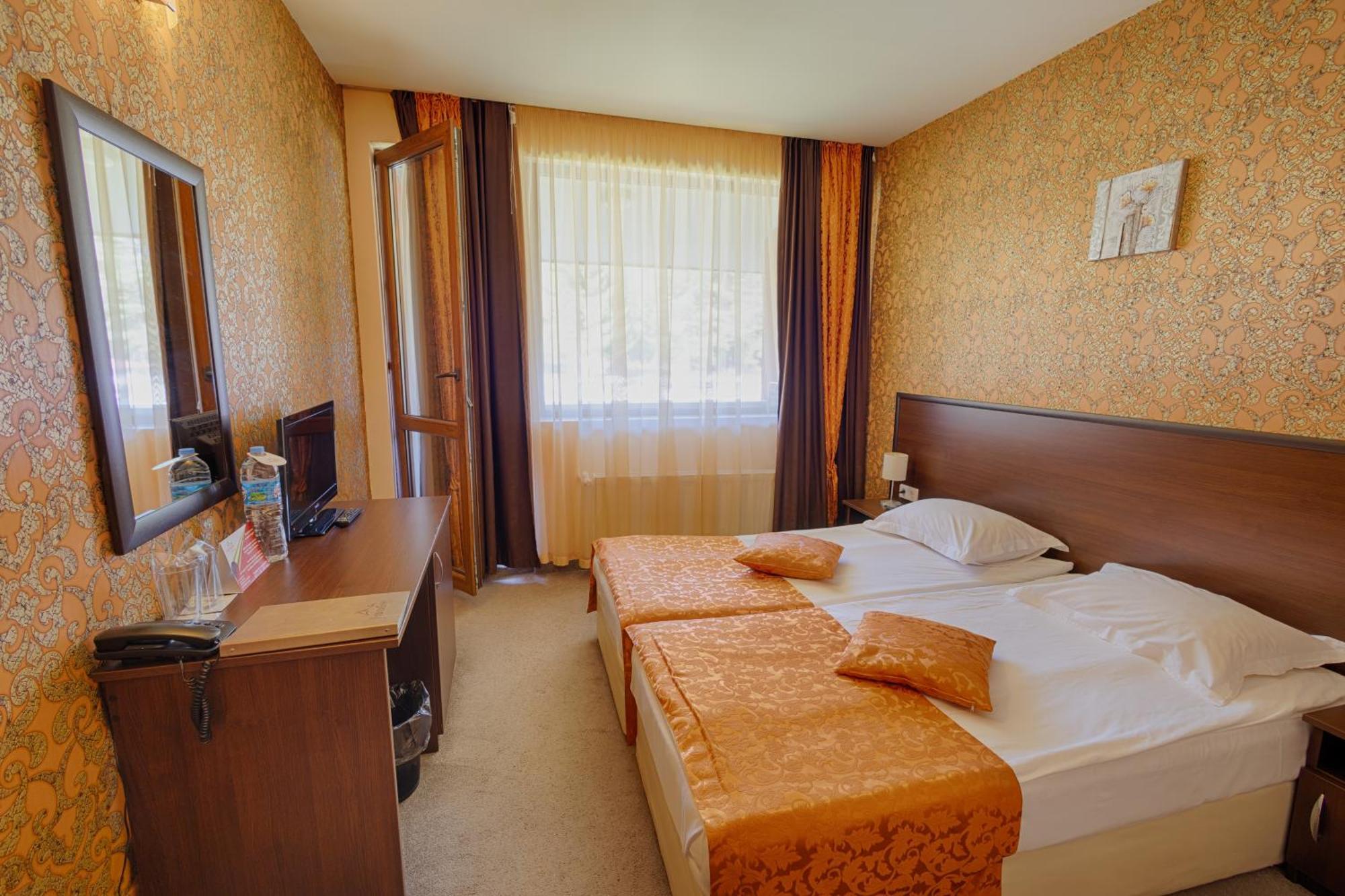 Paradise Spa Hotel Tsigov Chark Exterior photo